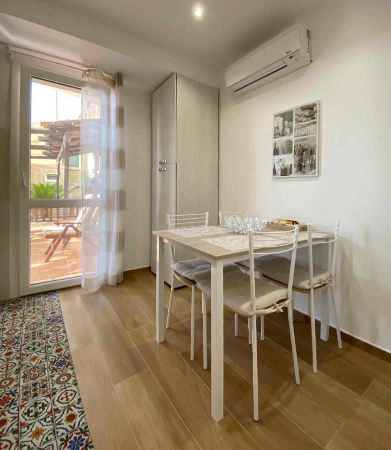 Casa Vacanze Marale Кастелмола Екстериор снимка