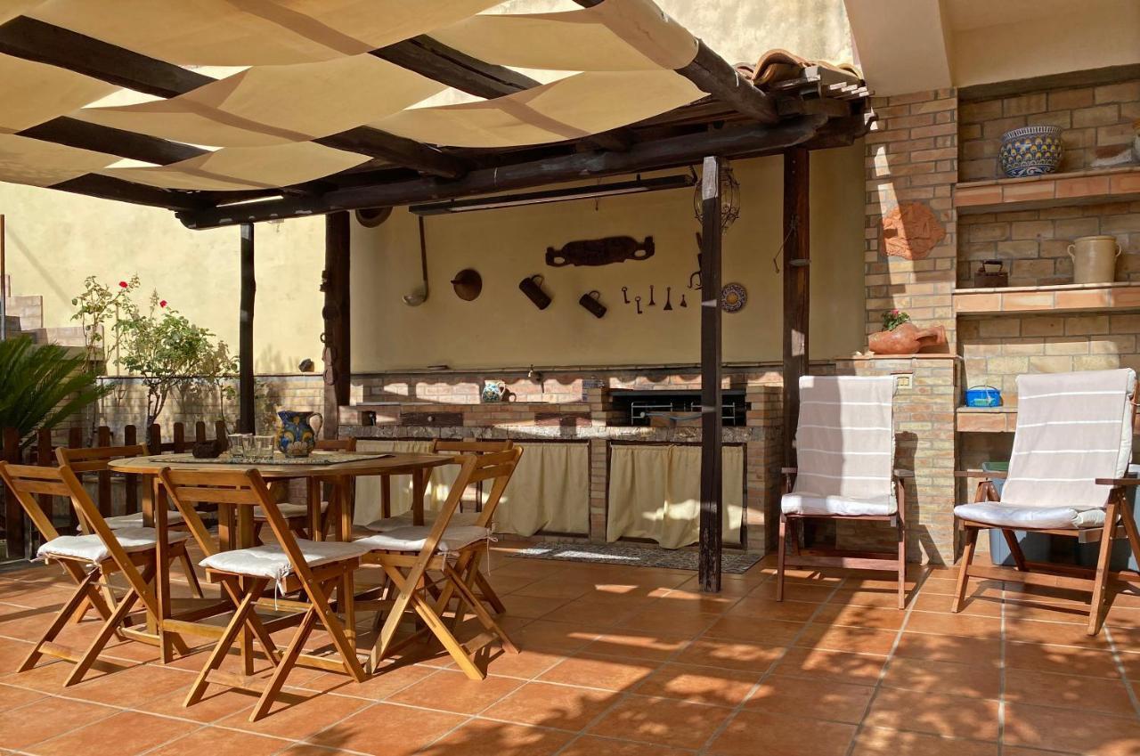 Casa Vacanze Marale Кастелмола Екстериор снимка