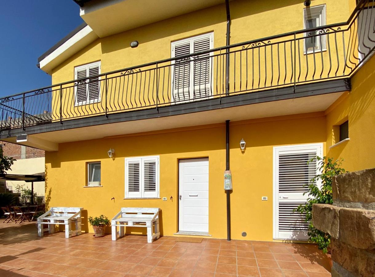Casa Vacanze Marale Кастелмола Екстериор снимка