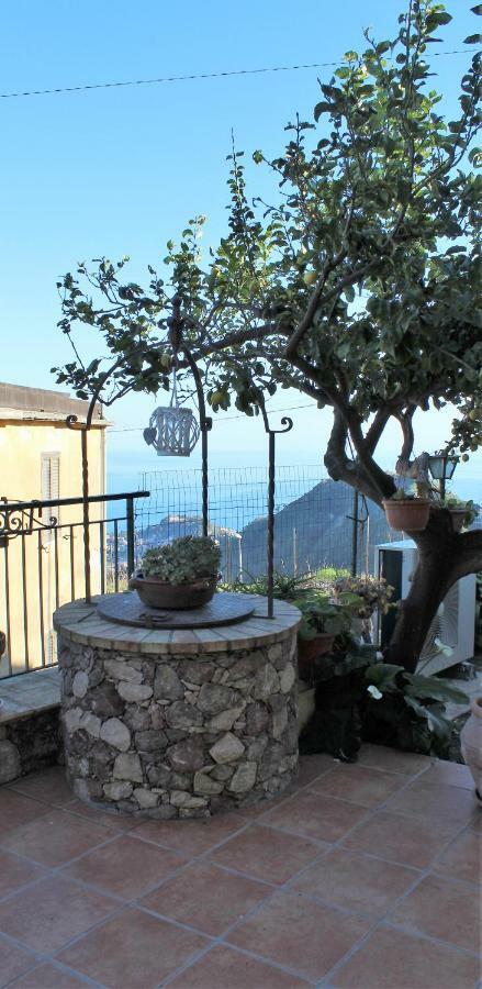 Casa Vacanze Marale Кастелмола Екстериор снимка
